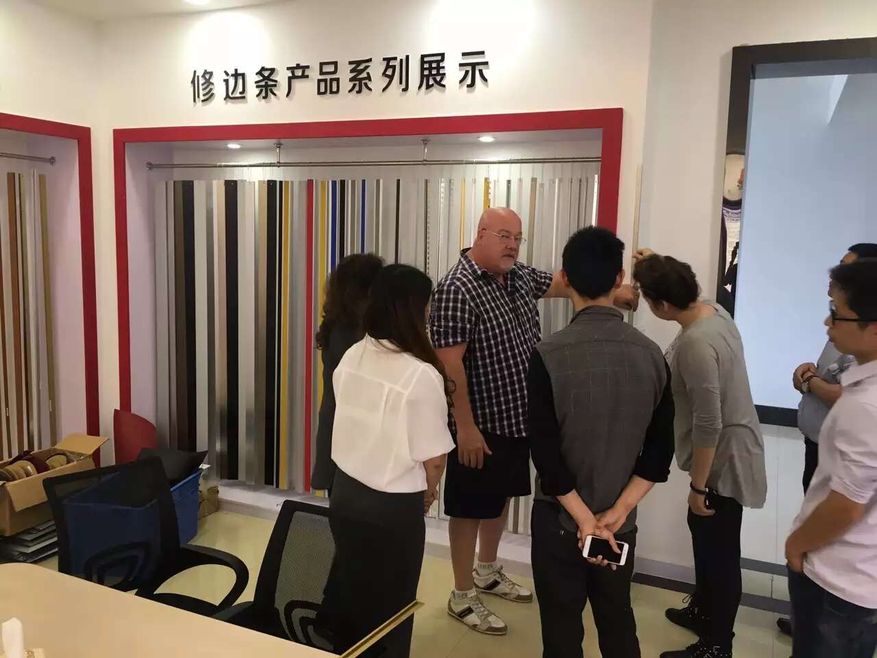 2016.5.6 Customer from USA come and visit our factory