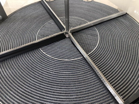2019.4.2 Circle shape aluminum entrance mat project assembled